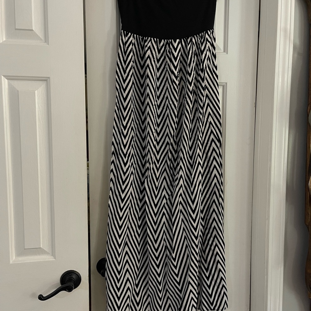 Xhilaration Black Garment